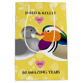 マンダリンダックズロベバード任意の記念日 ミディアムペーパーバッグ (正面)