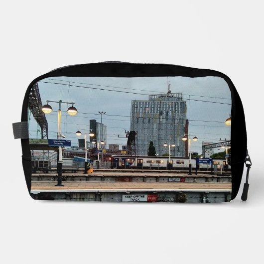 マンチェスター駅ビュー ドップキット (正面)