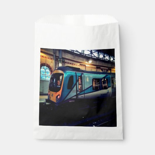 マンチェスター駅 フェイバーバッグ (正面)