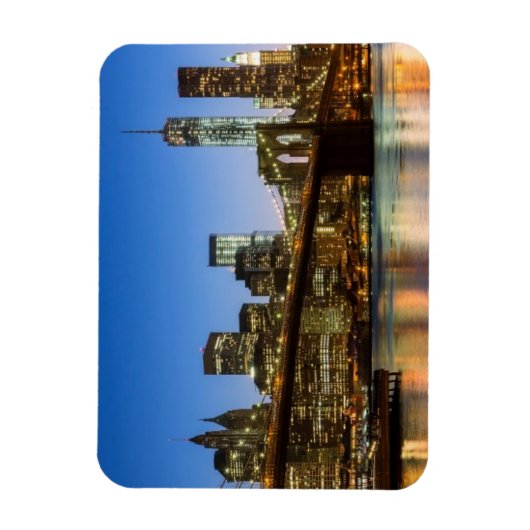 マンハッタンとブルックリンブリッジの夕暮れ マグネット (縦)