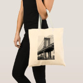 マンハッタンブリッジインブラック&ホワイト トートバッグ (正面(商品))