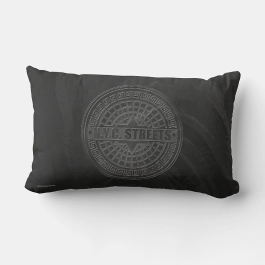 マンホールは黒い大理石を覆う ランバークッション (裏面)