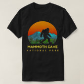 マンモスおもしろいケーブ国立公園ビッグフートハイキングVi Tシャツ (デザイン正面)