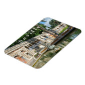 マーキュリーの池とグロテスク美術館。 マグネット (左側)