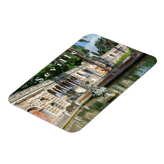 マーキュリーの池とグロテスク美術館。 マグネット (左側)