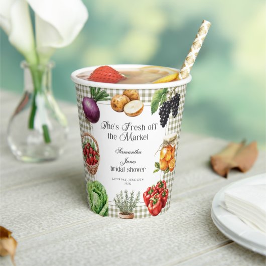 マーケットからおさえてきた ギンガムのプリンセスシャワー 紙コップ (インサイチュ)