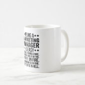 マーケティングマネージャーであるおもしろい引用文ブラック文字 コーヒーマグカップ (正面右)