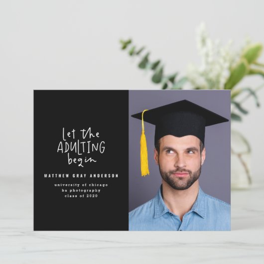 マーケモダンーペンの密着写真の卒業 案内状 (スタンド正面)