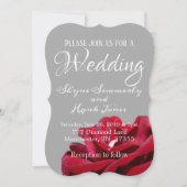 マーズラ レッド バーガンディ フローラル グレー ウェディング カード (正面)