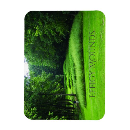 マーチングベアーズグループ、フィギー塚、アイオワ マグネット (縦)