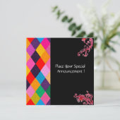 マーディ・グラス ハーレクイン パターン カラフルな菱形 招待状 (スタンド正面)
