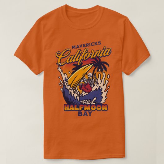 マーベリックスハーフムーンベイカリフォルニアビッグウェーブサーフィン Tシャツ (デザイン正面)