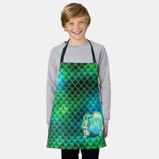 マーメイドの真珠はかりで測と緑ID600 エプロン (着用した状態)