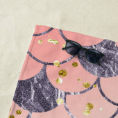 マーメイドはかりで測ピンク桃の紫の名前 ビーチタオル (インサイチュ)