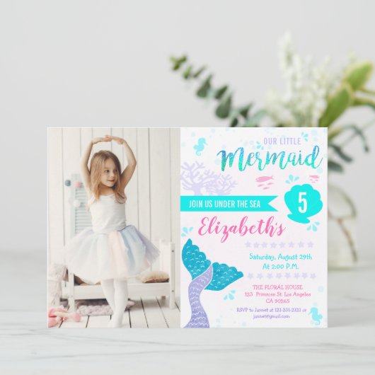 マーメイドまたはアンダーザシーアクアティール（緑がかった色）誕生日写真 招待状 (スタンド正面)