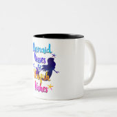 マーメイドキス&スターフィッシュの願い水色ビーチイ ツートーンマグカップ (正面右)