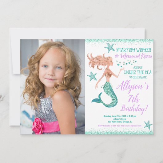 マーメイドティール(緑がかった色)金ゴールドが海の誕生日写真の下に 招待状 (正面)