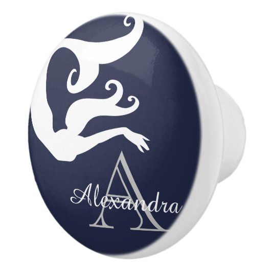 マーメイドパーソナライズされたホワイトネイビーブルーモノグラムの セラミックノブ (右)