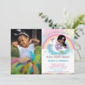 マーメイドユニコーンプールパーティー誕生日ダークスキントーン 招待状 (スタンド正面)