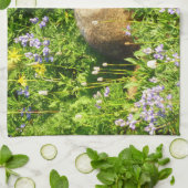 マーモットとマウントレーニアの野の花 キッチンタオル (折り畳み)