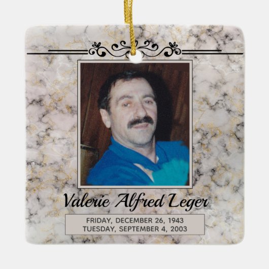 マーリーカスタムド記念碑 セラミックオーナメント (正面)