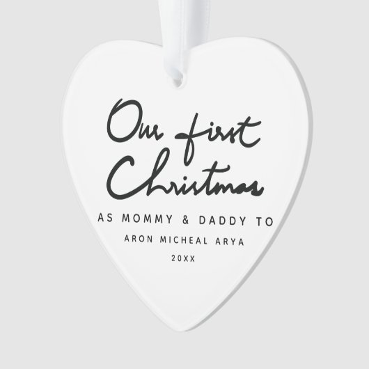 ミイラおよびお父さんの上品として私達の初めてのクリスマス オーナメント (正面)