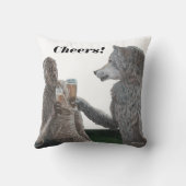 ミイラと人狼ビール応援枕 クッション (裏面)