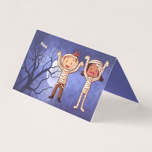 ミイラの衣装かわいい漫画の子供たちの教室 (正面)