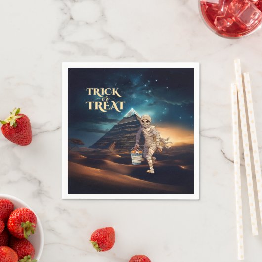 ミイラを扱うハロウィーントリック スタンダードカクテルナプキン (インサイチュ)