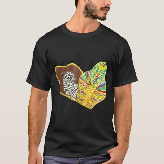 ミイラ化したパグ Tシャツ (正面)