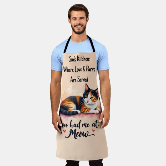 ミウウォーターで飼っていたカリコ猫 エプロン (着用した状態)