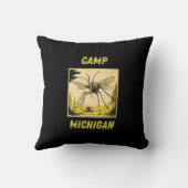 ミシガンのキャンプ – あなたのキャンパーのための完璧な枕! クッション (裏面)