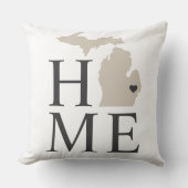 ミシガンホームベージュアンドグレーカスタムシティハート クッション (正面)