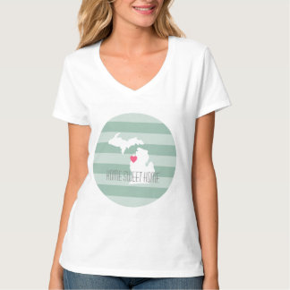 ミシガンマップホーム州ラブカスタムズハート Tシャツ