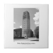 ミシガン大学クロックタワー タイル (正面)