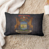 ミシガン州の険しい木製の旗 ランバークッション (ブランケット)