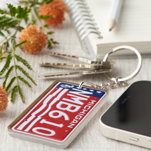 ミシガン州の1976年のヴィンテージのナンバープレートKeychain キーホルダー (正面右)