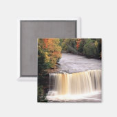 ミシガン州タフクアメノン滝 マグネット (正面/裏面)