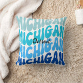 ミシガン州デトロイトのリピーター・ブルー クッション (ブランケット)