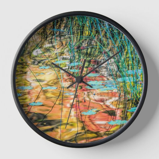 ミシガン州ヒアワタ国有林のカウンシル湖 壁時計 (正面)