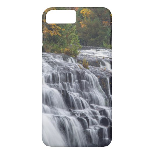 ミシガン州ポールディング近くのボンドフォールズの秋 Case-Mate iPhoneケース (裏面)