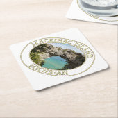 ミシガン州マッキナック島のアーチロック スクエアペーパーコースター (アングル)