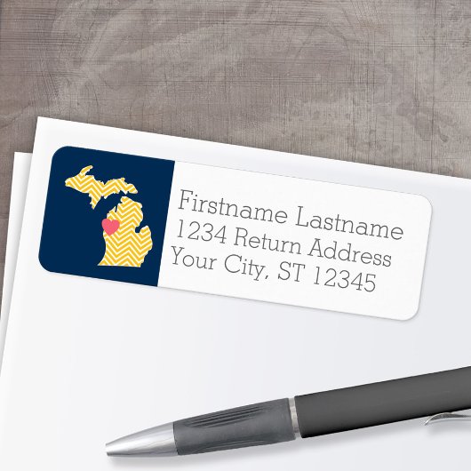 ミシガン州マップカスタムとハートと名前 ラベル