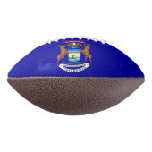 ミシガン州旗を持つ愛国的なアメリカンフットボール アメリカンフットボール (回転270)