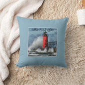 ミシガン湖の波および灯台 クッション (ブランケット)