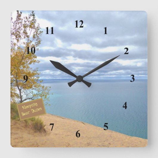 ミシガン湖を見下ろす寝熊の砂丘 スクエア壁時計 (正面)
