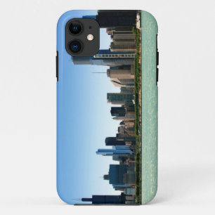 ミシガン湖著シカゴのスカイラインの眺め iPhone 11 ケース