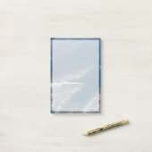 ミシガン湖、ヒューロン湖、ミシガン州。 ポストイット (デスク上)