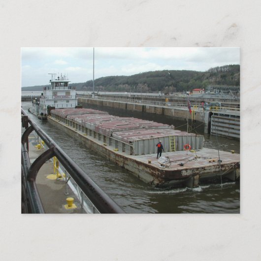 ミシシッピ川の上のボート ポストカード (正面)