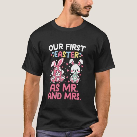 ミスターとミセスの最初のイースター かわいいカップルのお揃いグッズ Tシャツ (正面)